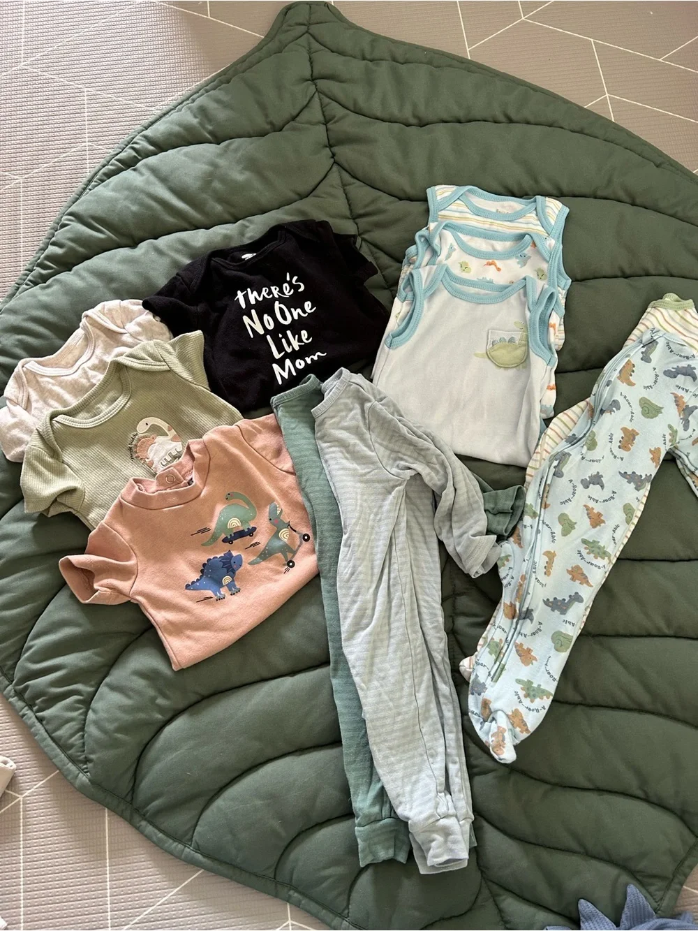 Mixed Colors Baby Sets - Soft Cotton
